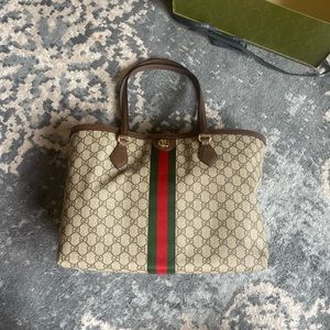 Gucci OPHIDIA GG MEDIUM TOTE
